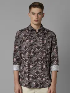 Louis Philippe Sport Men Spread Collar Floral Printed Cotton Slim Fit Casual Shirt