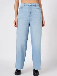 SF JEANS by Pantaloons Women High-Rise Slash Knee Light Fade Jeans