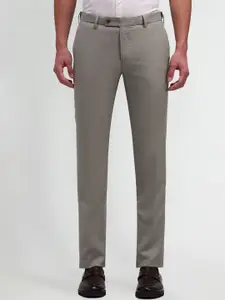 Arrow Men Easy Flex Tapered Fit Solid Trousers