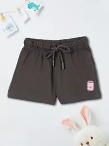 max Girls Solid Mid-Rise Regular Fit Shorts