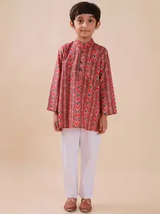 Sangria Red & White Chevron Printed Pure Cotton Mandarin Collar Straight Kurta & Trousers