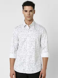 V Dot Men Spread Collar Floral Printed Cotton Slim Fit Party Shirt