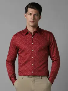 Louis Philippe Men Abstract Printed Pure Cotton Formal Shirt