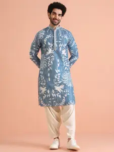 KISAH Men Embroidered Regular Fit Mirror work Kurta Patiala Set