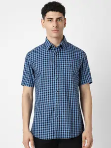 Van Heusen Sport Men Spread Collar Checked Cotton Slim Fit Casual Shirt