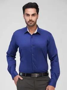 Raymond Men Spread Collar Solid Cotton Formal Shirt