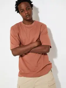 max URB_N Men Relaxed Fit Solid T-shirt