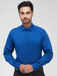 Raymond Men Spread Collar Solid Formal Shirt