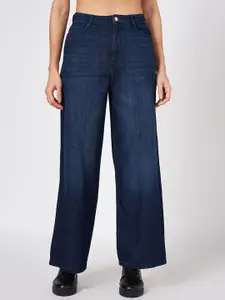 SF JEANS by Pantaloons Women High-Rise Light Fade Clean Look Cropped Jeans