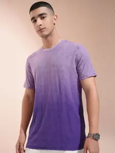 HIGHLANDER Men Self Design Round Neck Cotton T-shirt