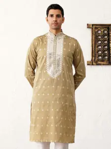 Jompers Floral Embroidered Sequinned Work Mandarin Collar Straight Kurta