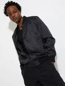 max URB_N Men Solid Bomber Jacket