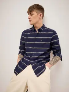 THE BEAR HOUSE Men Slim Fit Striped Casual Shirt
