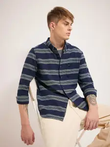 THE BEAR HOUSE Men Slim Fit Striped Casual Shirt