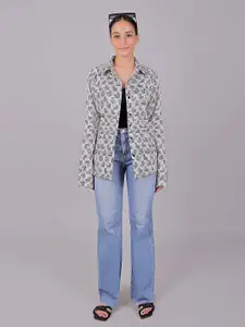 BLUEBIRD Women Classic Spread Collar Abstract Printed Oversized Casual Shirt