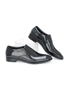 Harrykson London Men Solid Slip-Ons Formal Shoes