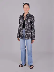 BLUEBIRD Women Classic Spread Collar Floral Printed Oversized Casual Shirt