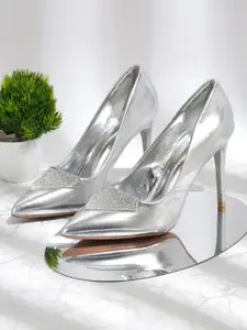 Flat n Heels Stiletto Pumps