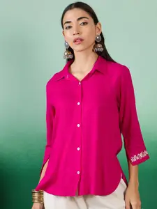 Sangria Women Solid Shirt Collar Top