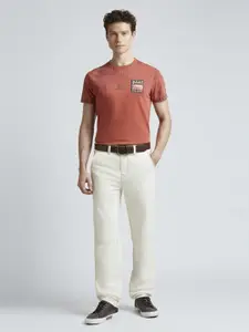 Pepe Jeans Men Typography Printed Round Neck Pure Cotton Slim Fit T-shirt