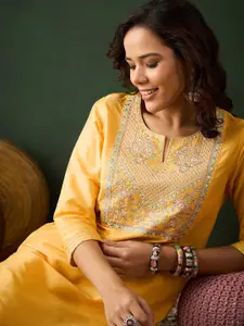 Sangria Floral Embroidered Straight Kurta