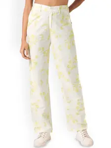 Kraus Jeans Women Straight Fit High-Rise Light Fade Stretchable Jeans