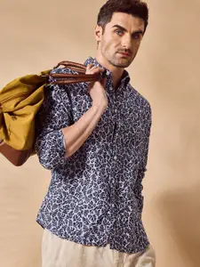 Aldeno Men Comfort Button-Down Collar Floral Printed Casual Shirt