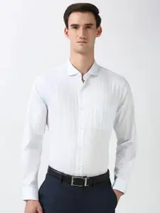 Peter England Elite Men Spread Collar Vertical Striped Cotton Slim Fit Formal Shirt