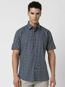 Van Heusen Sport Men Spread Collar Checked Cotton Slim Fit Casual Shirt
