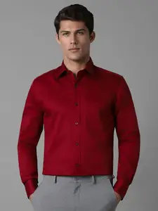 Louis Philippe Men Classic Spread Collar Solid Cotton Formal Shirt