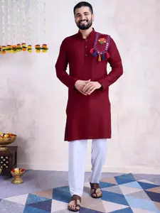 SHUBHVASTRA Embroidered Mandarin Collar Mirror Work Straight Kurta