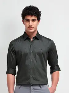 Arrow New York Men Comfort Spread Collar Geometric Printed Cotton Slim Fit Formal Shirt