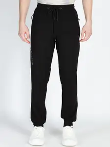 Status Quo Men Mid Rise Track Pants