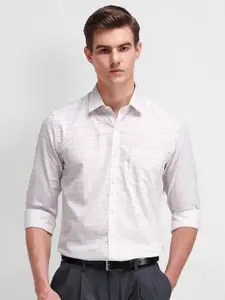 Arrow Men Modern Spread Collar Tartan Checked Cotton Slim Fit Formal Shirt