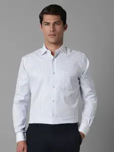 Louis Philippe Men Classic Spread Collar Vertical Striped Cotton Formal Shirt