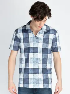 Status Quo Men Checked Polo Collar T-shirt