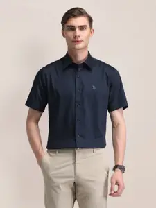 U.S. Polo Assn. Men Classic Cutaway Collar Solid Cotton Formal Shirt