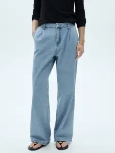 MANGO Women Pure Cotton Dart Straight Fit Jeans