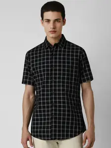 Van Heusen Sport Men Spread Collar Checked Cotton Slim Fit Casual Shirt