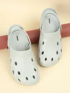 max Men Clogs