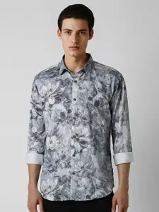 V Dot Men Spread Collar Floral Printed Cotton Slim Fit Party Shirt
