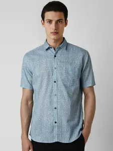 V Dot Men Spread Collar Geometric Printed Cotton Slim Fit Party Shirt