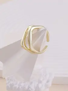 SOHI The Baroque Gold-Plated Adjustable Statement Finger Ring