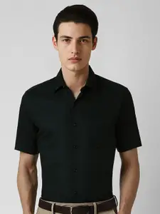 Van Heusen Men Spread Collar Solid Cotton Formal Shirt