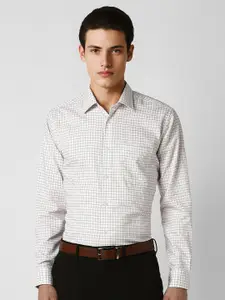 Van Heusen Men Checked Cotton Formal Shirt