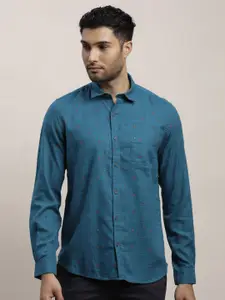 Turtle Men Relaxed Spread Collar Conversational Printed Lyocell Slim Fit Casual Shirt