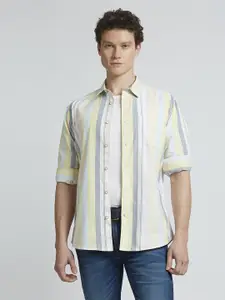 Pepe Jeans Men Spread Collar Vertical Striped Cotton Casual Shirt