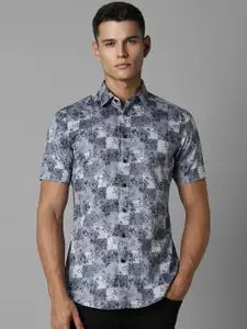 Louis Philippe Sport Men Slim Fit Floral Opaque Printed Casual Shirt