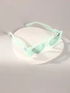 HAUTE SAUCE by  Campus Sutra HAUTE SAUCE by Campus Sutra Women Rectangle Sunglasses with Polarised Lens AW24_HSSG2659