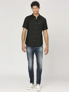 Pepe Jeans Men Spread Collar Solid Linen Casual Shirt